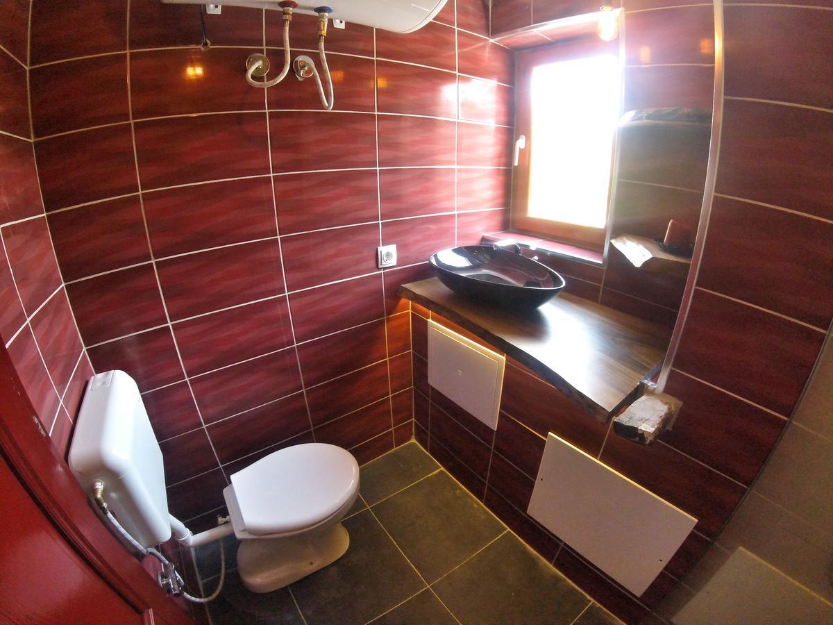 Kulla Dula Guesthouse Gjakova Экстерьер фото