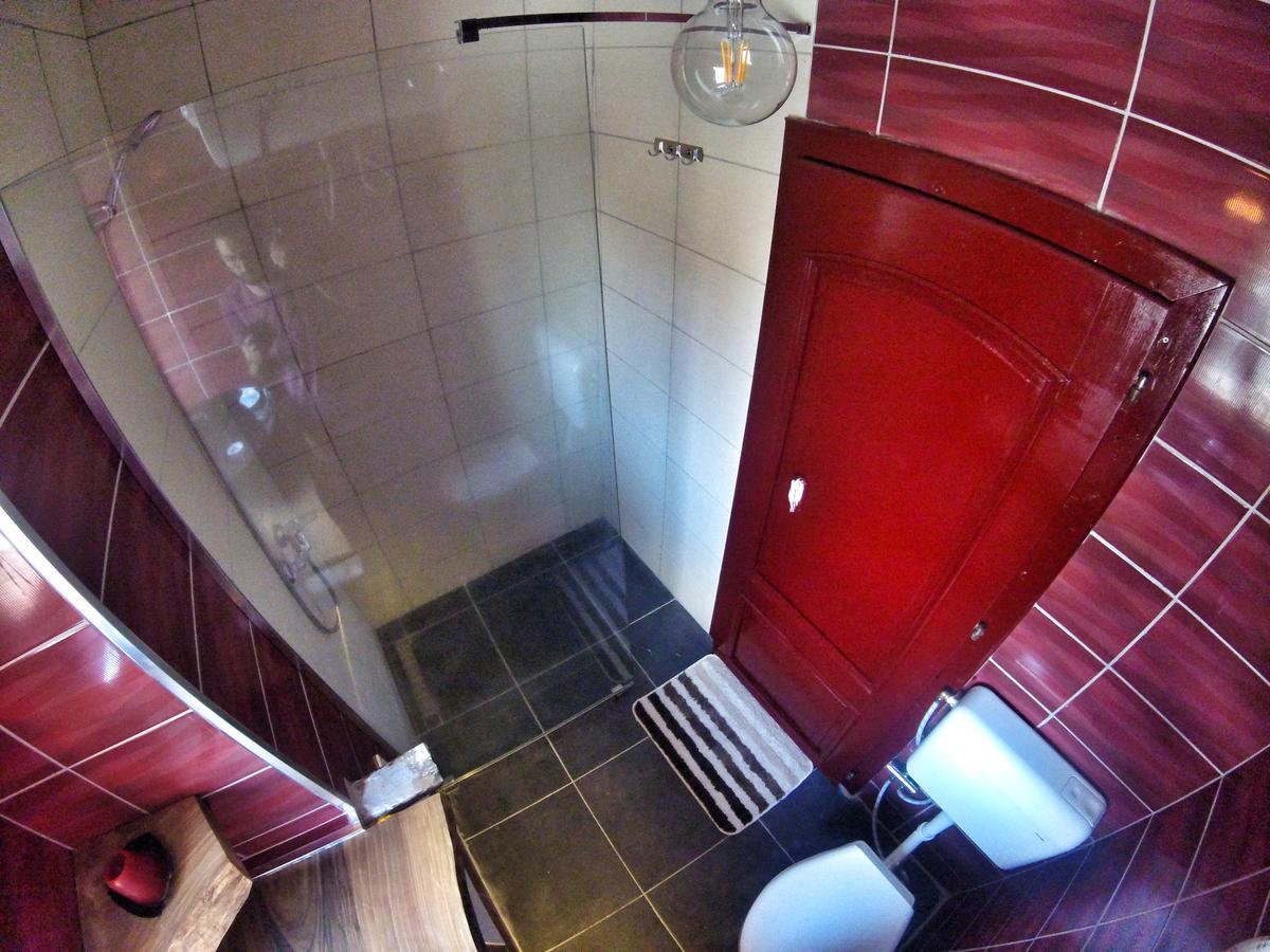 Kulla Dula Guesthouse Gjakova Экстерьер фото