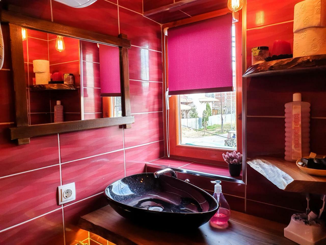 Kulla Dula Guesthouse Gjakova Экстерьер фото