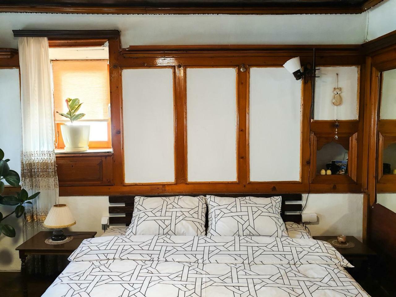 Kulla Dula Guesthouse Gjakova Экстерьер фото