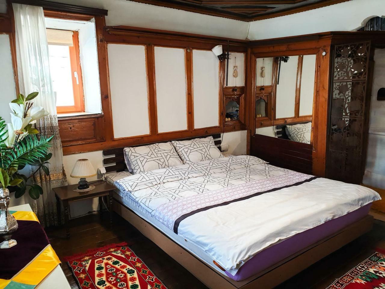 Kulla Dula Guesthouse Gjakova Экстерьер фото