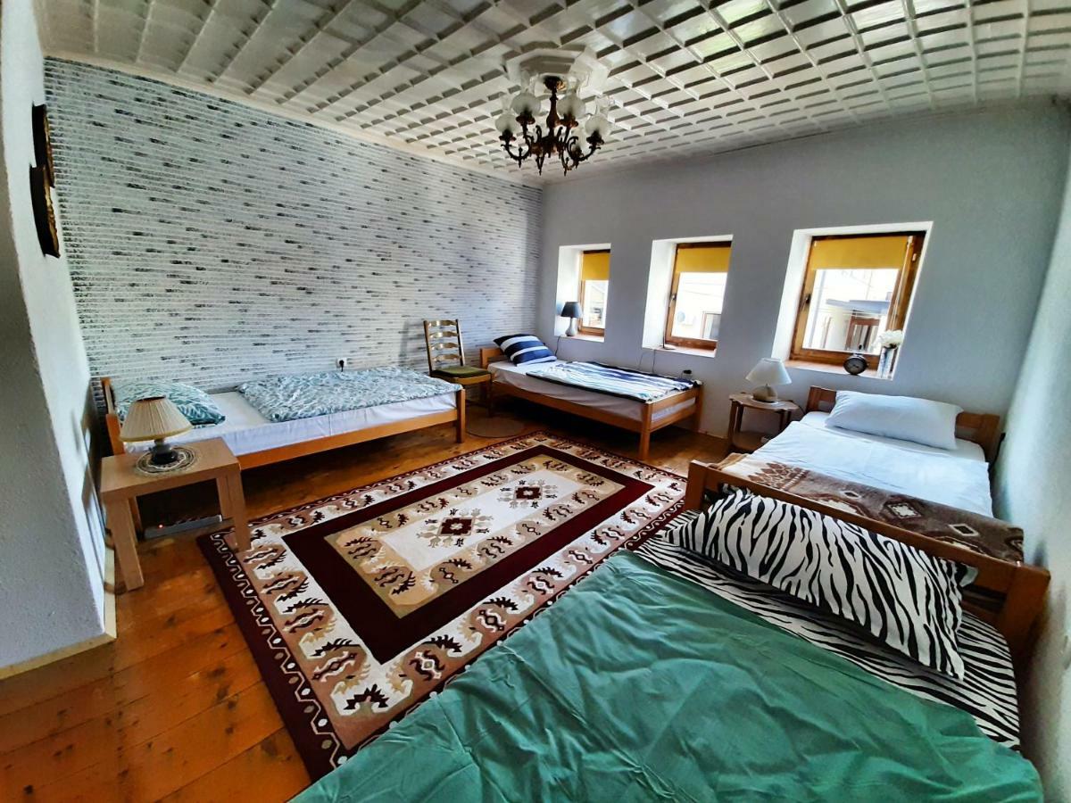 Kulla Dula Guesthouse Gjakova Экстерьер фото